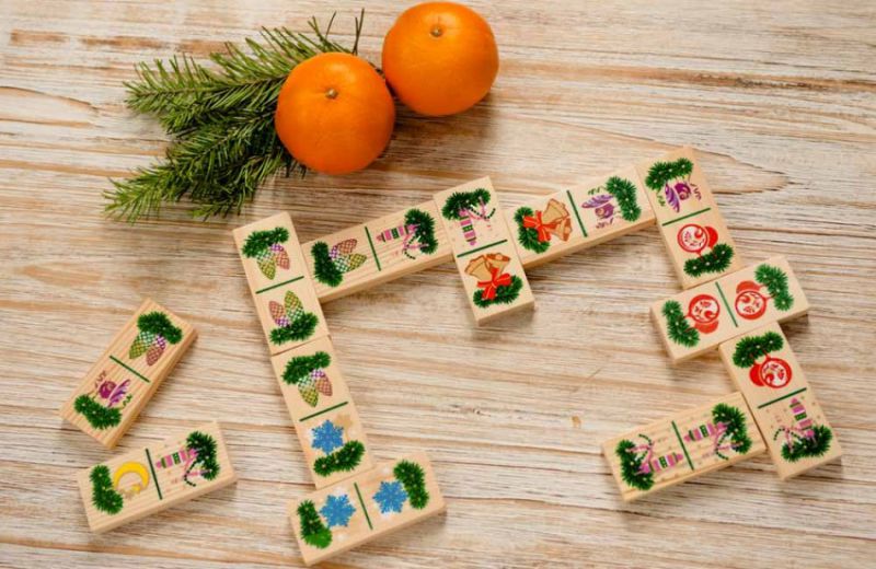 Обложка Домино " Новогоднее", 28 шт., издательство Томик | купить в книжном магазине Рослит