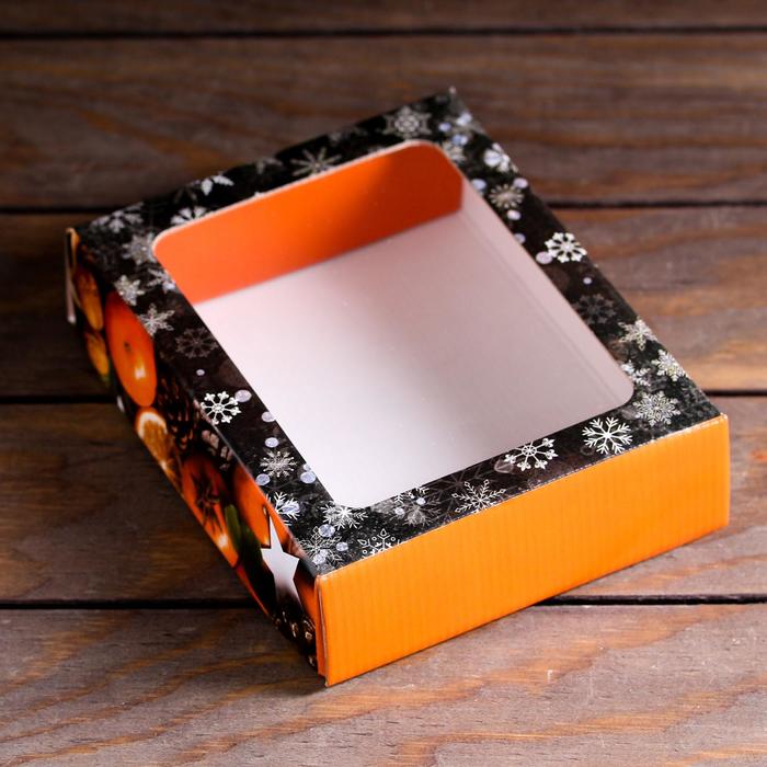 Обложка Коробка подарочная, крышка-дно, с окном С Новым Годом, 18 х 15 х 5 см, издательство Буква-Ленд                                         | купить в книжном магазине Рослит